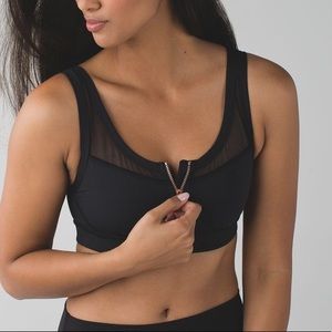 Lululemon drop it like it’s hot bra black size 4